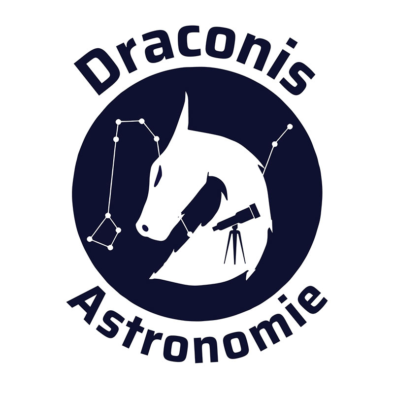 Draconis Astronomie, tête de dragon devant la constellation du dragon avec un telescope